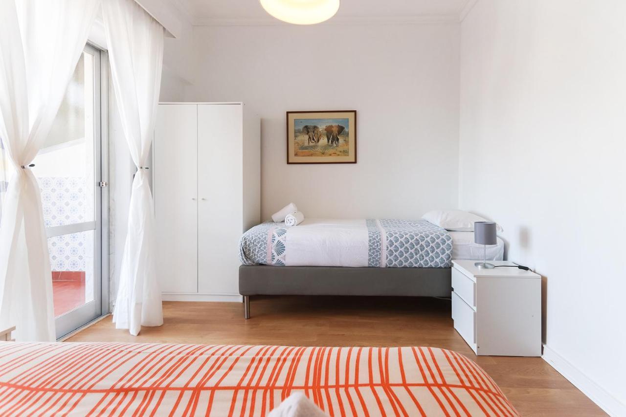 Ferienwohnung Oeiras Balcony By Hosty Exterior foto