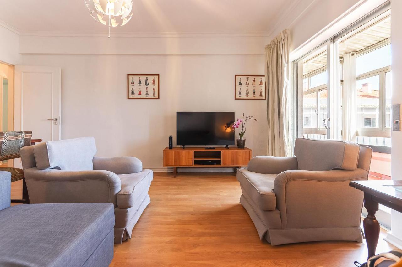 Ferienwohnung Oeiras Balcony By Hosty Exterior foto